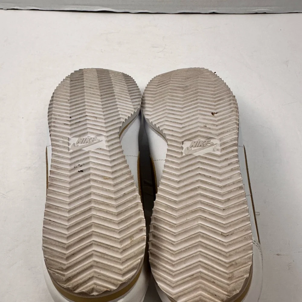 Nike Cortez Classic White and Gold‎ Sneakers Sz 8.5